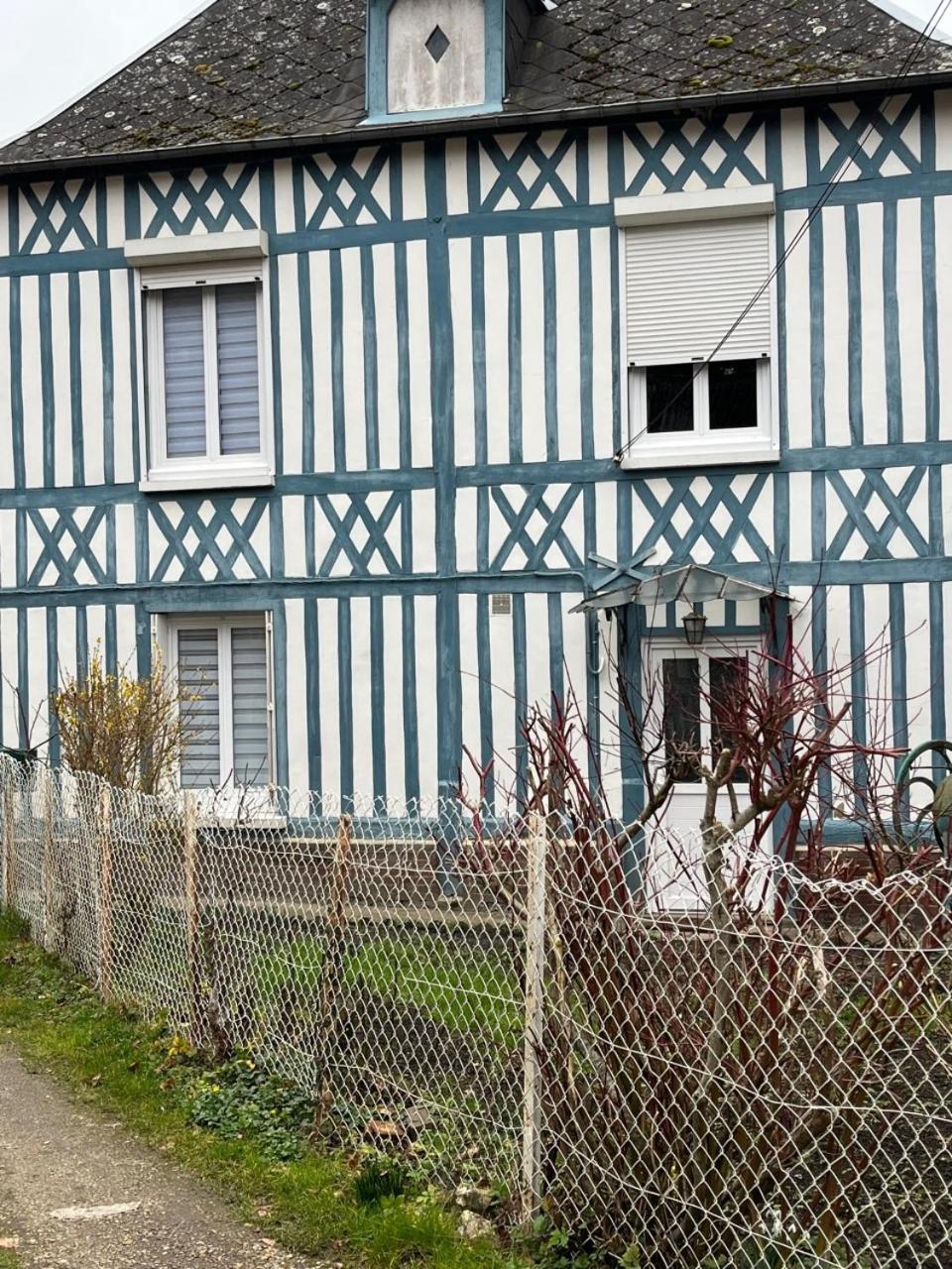 Villa Gite Les Colombages Doudeville Exterior foto